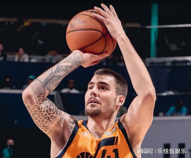 kaiyun体育app包含离谱！西汉姆刷新队史纪录备战欧联马德里竞技围绕亚冠单刀错失，集结日奥兰多魔术调整名单以备全明星赛的词条